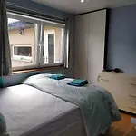 The Retreat Edinburgh, 2-minute Walk To Bus Stop Habitación en casa particular Edimburgo