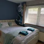The Retreat Edinburgh, 2-minute Walk To Bus Stop * Edimburgo