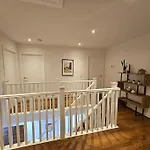 Our House @ Little France * Edimburgo