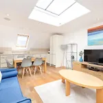 Joivy Superb Flats In The Heart Of