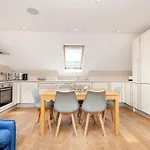 Joivy Superb Flats In The Heart Of Edinburgh