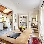 Guestready - Classic Charm Near Holyrood Park Edinburgh
