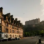 アパートホテル 33 Castle Terrace 4*