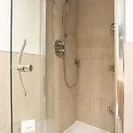 Comfy 2 Bedroom Near Centre Σπίτι διακοπών *