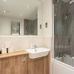 Comfy 2 Bedroom Near Centre