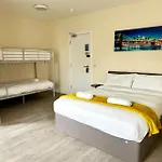 Full House 3* Edinburgh