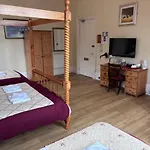 Cumberland Hotel Edinburgh