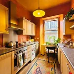1 Bed - 10 Min Walk To Castle * אדינבורו