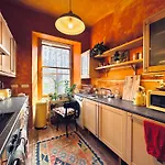 1 Bed - 10 Min Walk To Castle * אדינבורו
