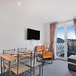 Pass The Keys Cosy Flat