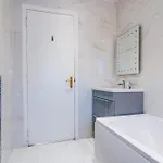 Fab Centre Flat