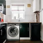 Fab Centre Flat Appartement