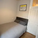 Διαμέρισμα Stylish In 5 Beds 3 Bedrooms *