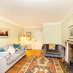 Joivy Beautiful Apartment, Private Garden, Calton Hill