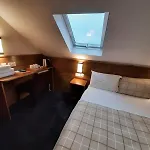 ゲストハウス アデルフィ エディンバラ