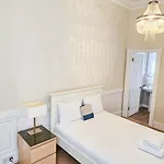 Russel House - 4 Bedroom - The Royal Mile Nyaraló *