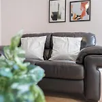 Διαμέρισμα Gorgeous, Cozy 2br Royal Mile-old Town Εδιμβούργο