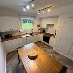 3 Bedroom Tranquil Ground Floor Flat In Merchiston Apartmán *