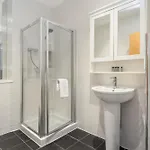 Beautiful Designer 2 Bed 2 Bath Old Town - Parking