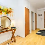 Beautiful Designer 2 Bed 2 Bath Old Town - Parking Edinburgh