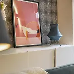Beautiful Designer 2 Bed 2 Bath Old Town - Parking * Edinburgh