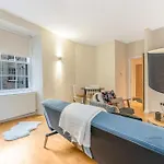 Apartman Beautiful Designer 2 Bed 2 Bath Old Town - Parking Edinburgh