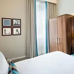 Hotel Courtyard By Marriott