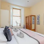 Apartamento Free Parking - Centre - 2 Bedrooms - Sleeps 6 Edimburgo