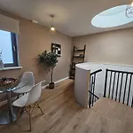 Rooftop Retreat Apartament Edynburg