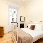 Joivy Charming Flat Near St Giles *