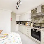 Apartamento Joivy Beautiful Apartment, Private Garden, Calton Hill *