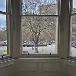 2 Bedroom Sofa Bed In Livingroom Castle View 1st Floor Sleeps 6 * Edinburgh