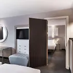 Radisson Blu Hotel, Centre Hotel