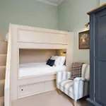 The Townhouse, Leith 아파트호텔 4*