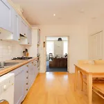 Daire Joivy Gorgeous 2-bed Flat Near Castle