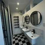 Squarezzz - Group Apart Otel