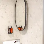 מלון Grove House 4*