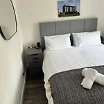شقة Truly Central, Princes St, Close To Castle إدنبرة