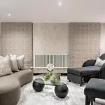 Sovo - Luxury Old Town Design With Fireplace Эдинбург