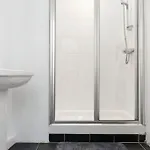 Lägenhet Guestready - Modern 1br In Edinburg