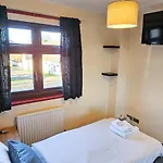 Duddingston 9 Bedroom House - אדינבורו