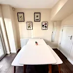 Torwood Townhouse - Superfast Wifi, Contractor Friendly With Free Parking Dom wakacyjny
