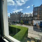 4 Friends House Guest house Edinburgh