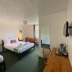 4 Friends House Edinburgh