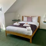 Guest house 4 Friends House *