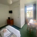 4 Friends House *