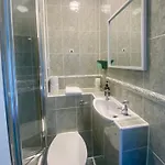4 Friends House *
