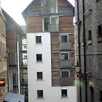 Daire Walk Everywhere -top Rated Flat On The Royal Mile. *