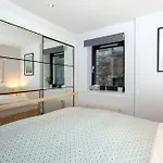 Walk Everywhere -top Rated Flat On The Royal Mile. Daire