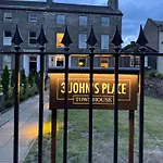 Hotel 3 John's Place Townhouse 4*